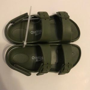 New OshKosh B’gosh Boys Toddler Sandals